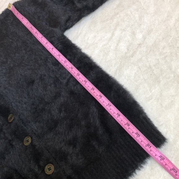 Levi’s Woman’s Betty Cardigan Sweater in Black Fuzzy Texture Supper Soft Size XS - Picture 7 of 12